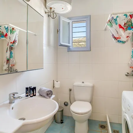 Sunny House In #1 Apartment Drios
